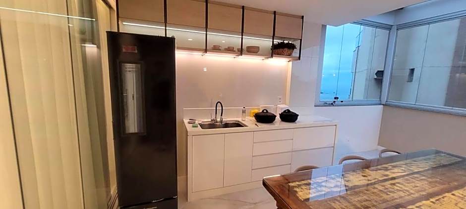 Cobertura duplex com churrasqueira vista pro mar