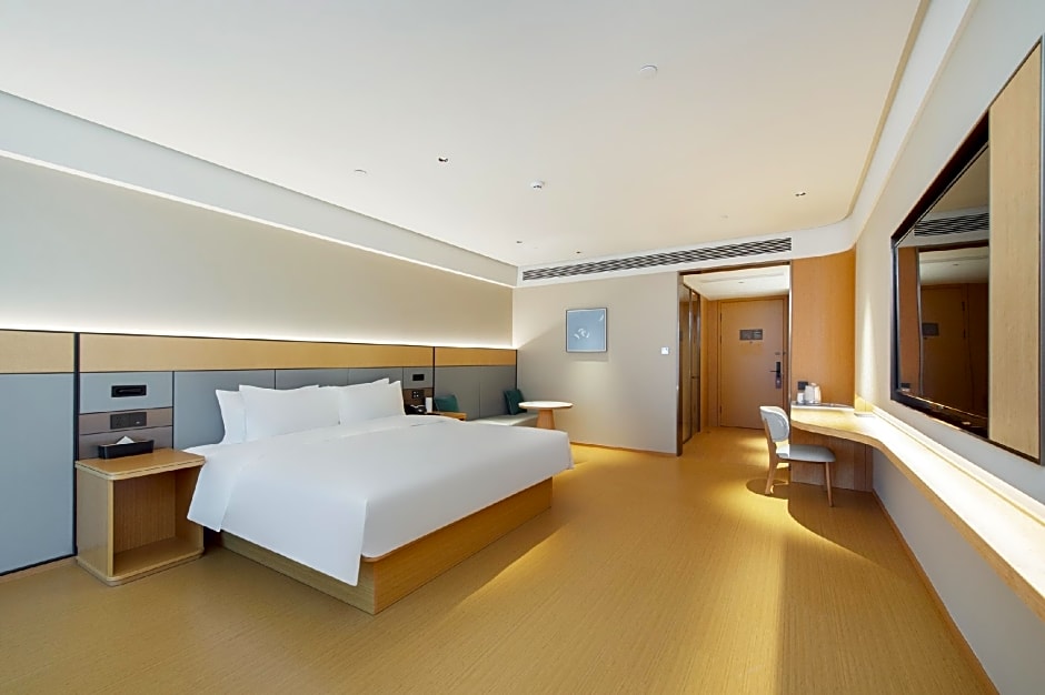 JI Hotel Xiangyang Dongjin Minfa Century Plaza