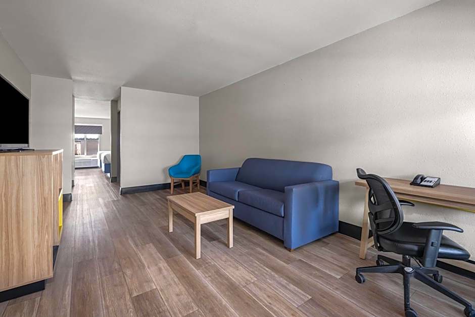 Days Inn by Wyndham Alma