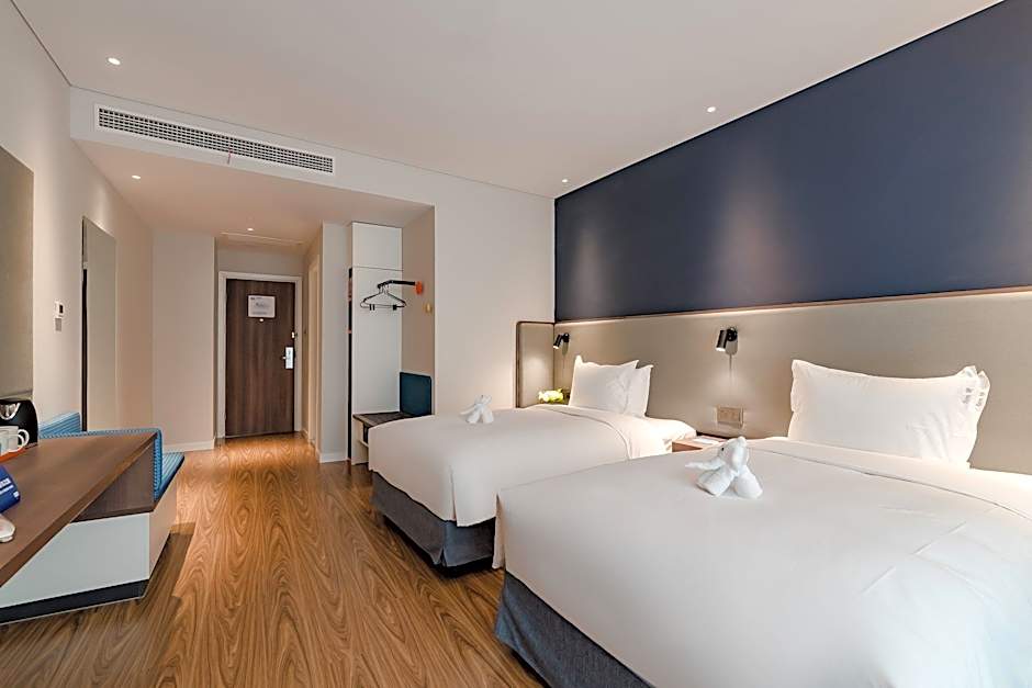 Holiday Inn Express Taian City Center By IHG