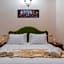 Golden Light Hotel