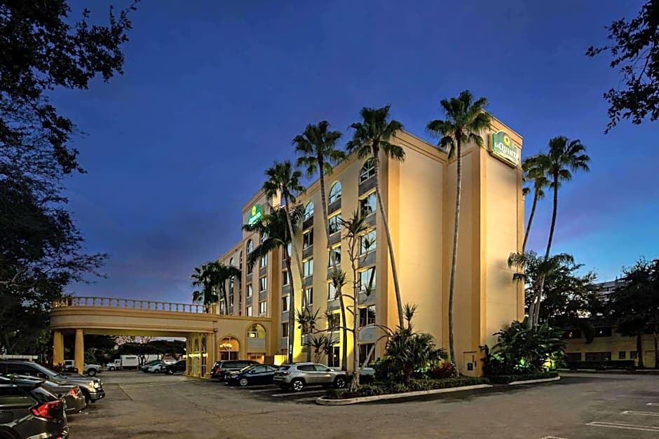 La Quinta Inn & Suites by Wyndham West Palm Beach Airport