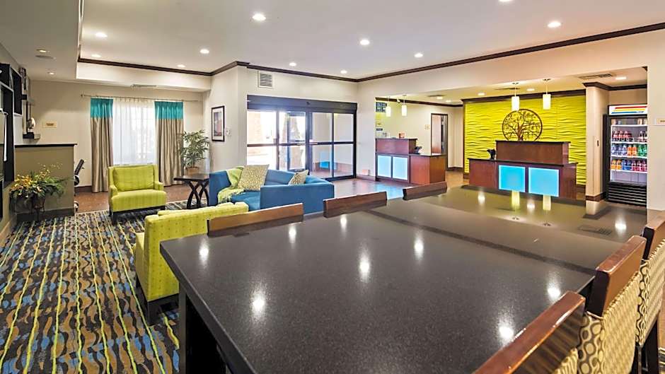 Best Western Plus Denver City Hotel & Suites
