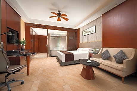 Sea View King Room with Balcony