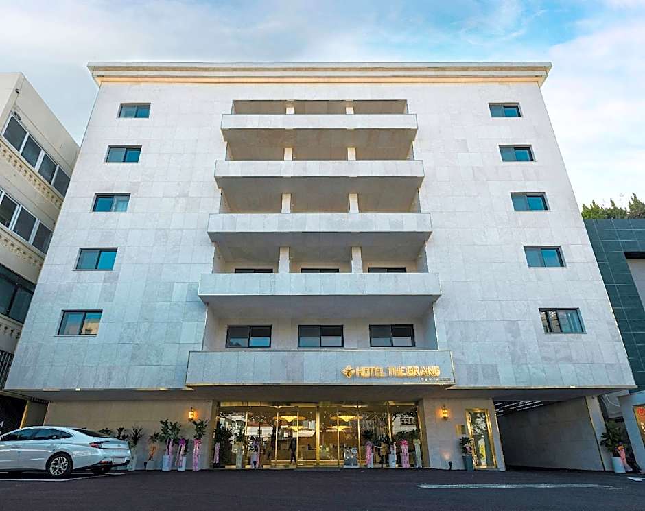 Hotel The Grang Seogwipo