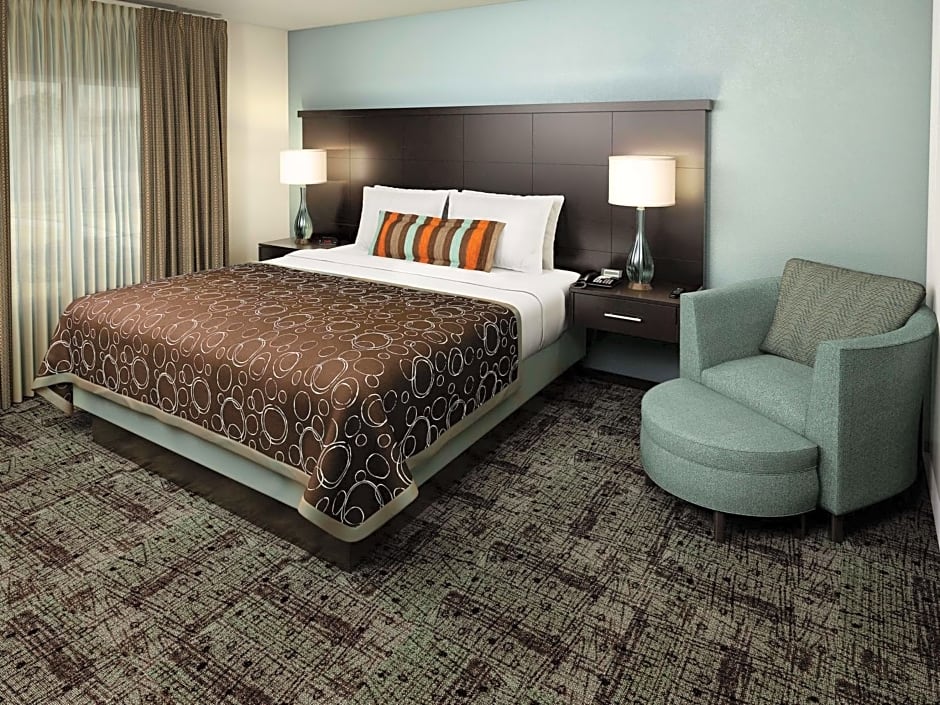 Sonesta ES Suites Atlanta Alpharetta Avalon