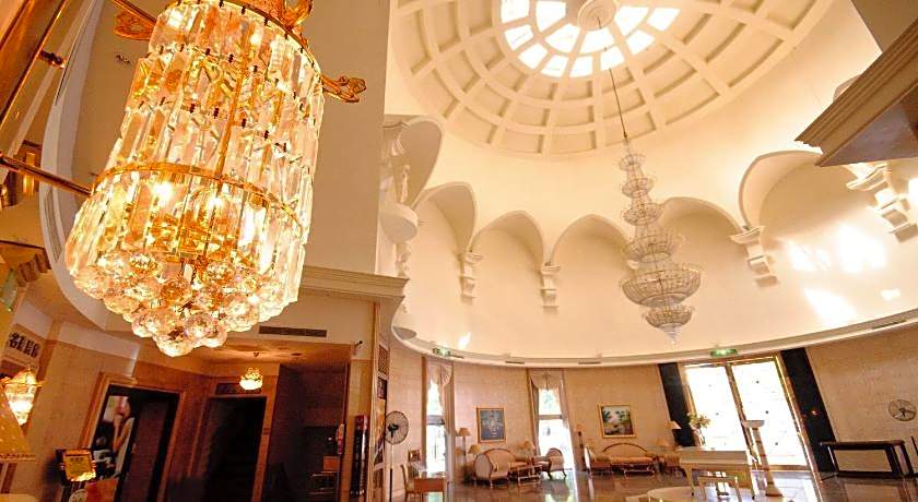 Lichia Royal Garden Hotel