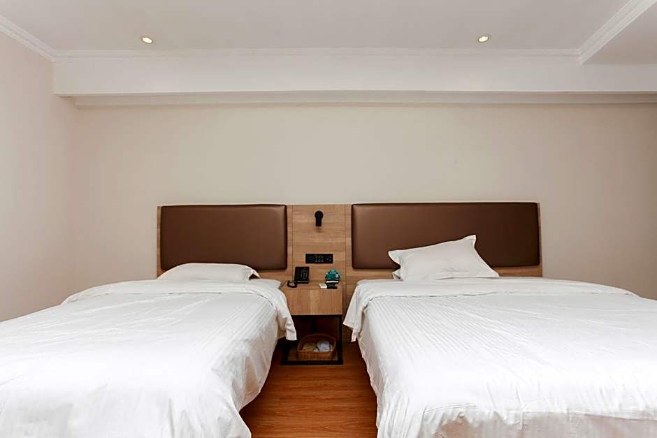 GreenTree Inn Suzhou Railway Station South Square Humble Administrator's Garden Business Hotel