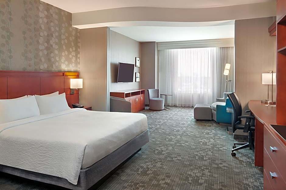 Courtyard by Marriott Ottawa East