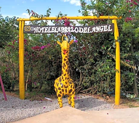 HOTEL CAMPESTRE ABRAZO DEL ANGEL