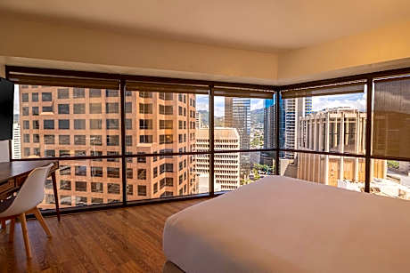 1-Bedroom Mountain View Suite