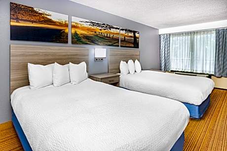 One-Bedroom Suite with Two Double Beds - Non-Smoking