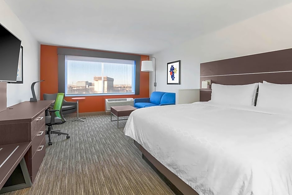 Holiday Inn Express & Suites Chicago O'Hare Airport, an IHG Hotel