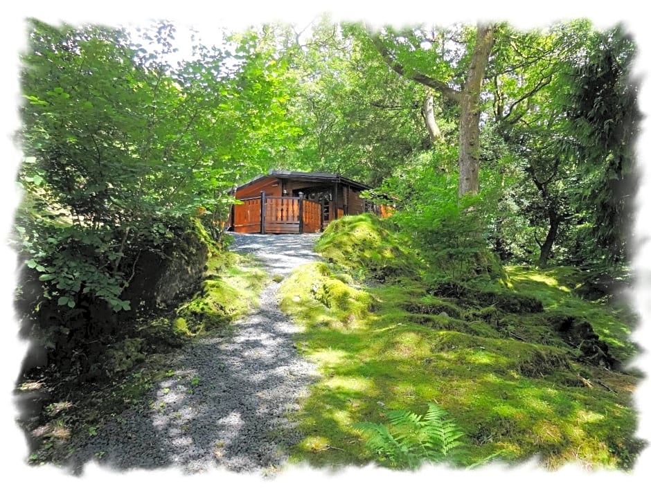 Blelham Tarn (Log Cabin)