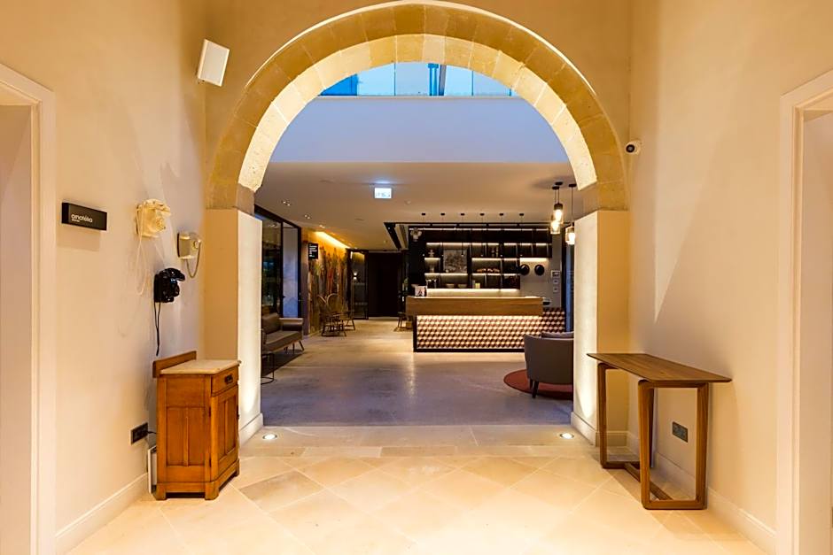 Hotel Indigo Larnaca By IHG- Adults Only