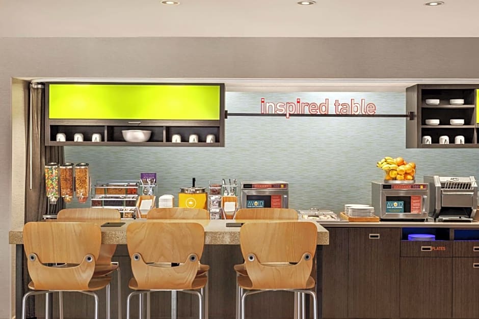 Home2 Suites by Hilton Woodbridge Potomac Mills