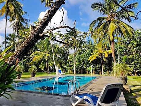 Villa Velmarie & Ayurveda Resort