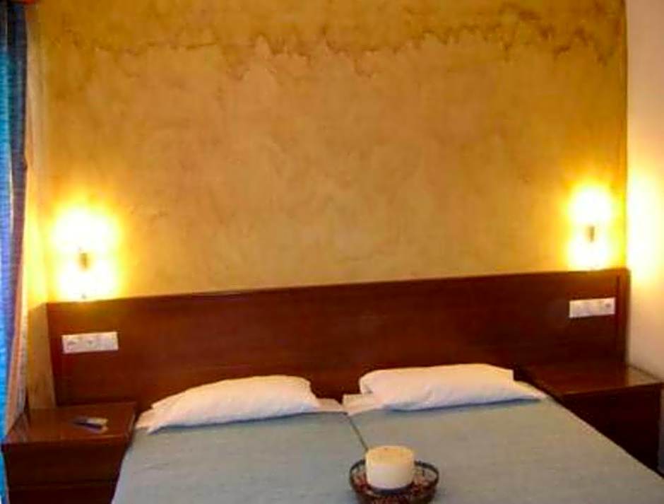 Sacallis Inn Beach Hotel
