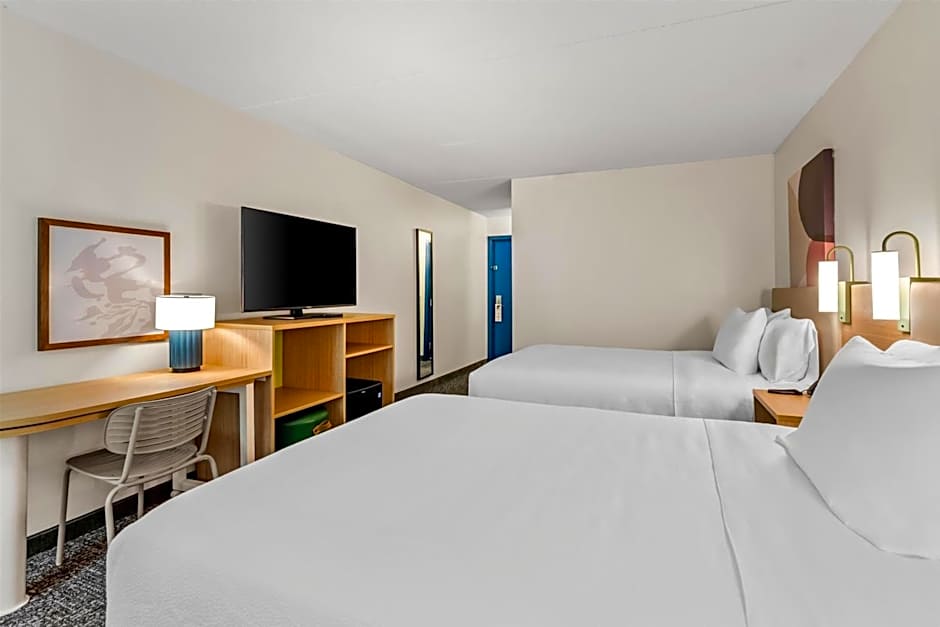 Spark by Hilton Lexington