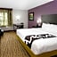 La Quinta Inn & Suites by Wyndham Laredo Airport