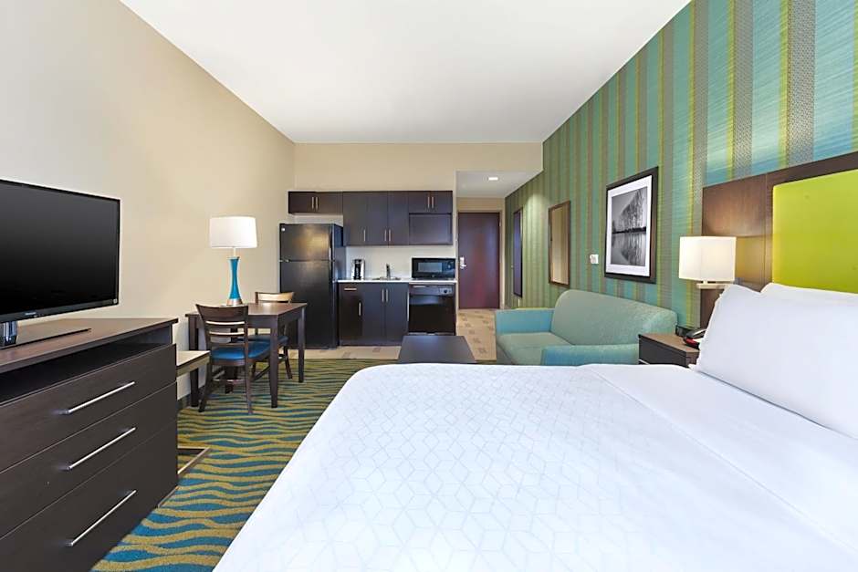 Holiday Inn Express & Suites Southport - Oak Island Area By IHG