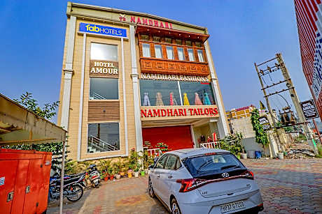 FabHotel Amour I