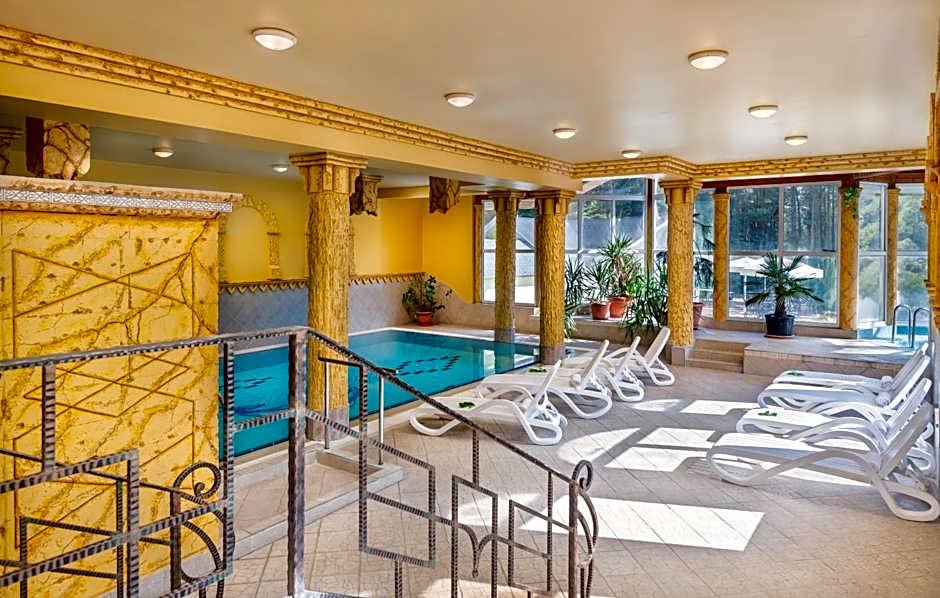 Gosztola Gyöngye-az erdő szállodája