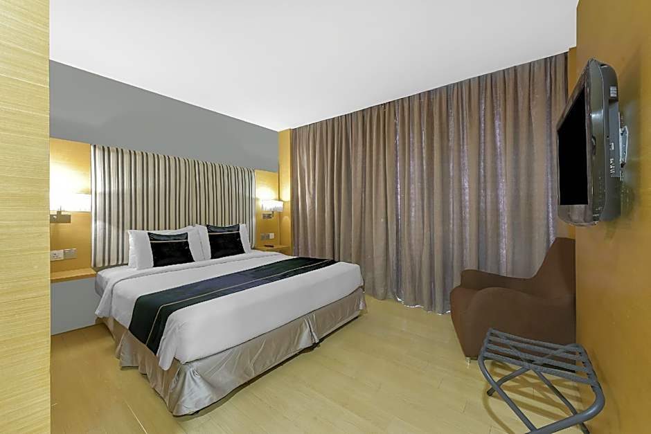 Sunday Hotel Subang