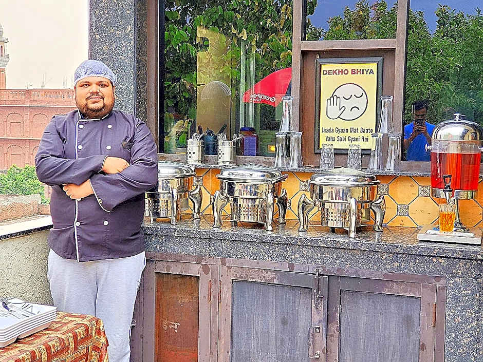 Hotel Urban Galaxy Near Golden Temple