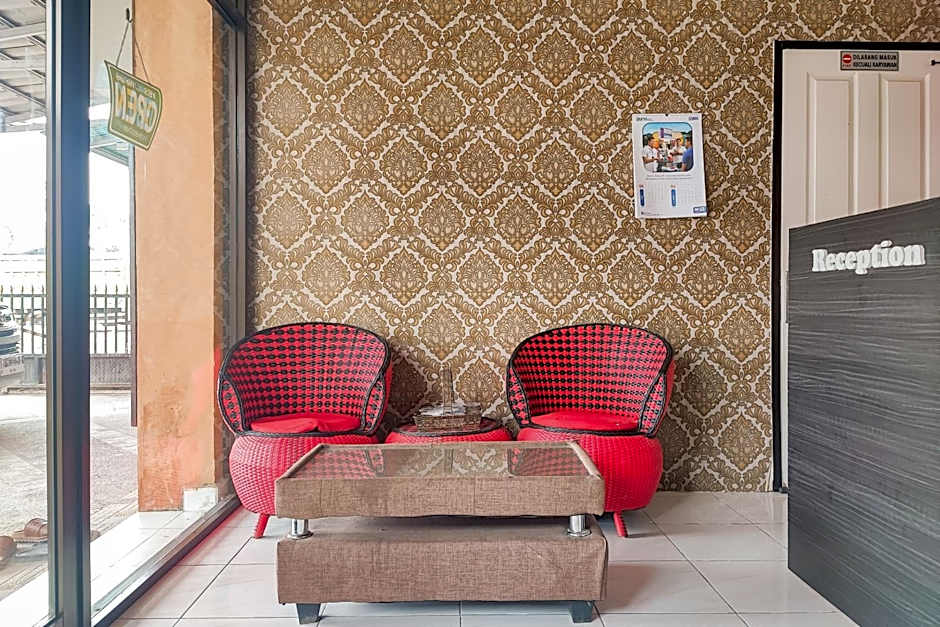 RedDoorz Syariah at Naufal Residence Sarolangun