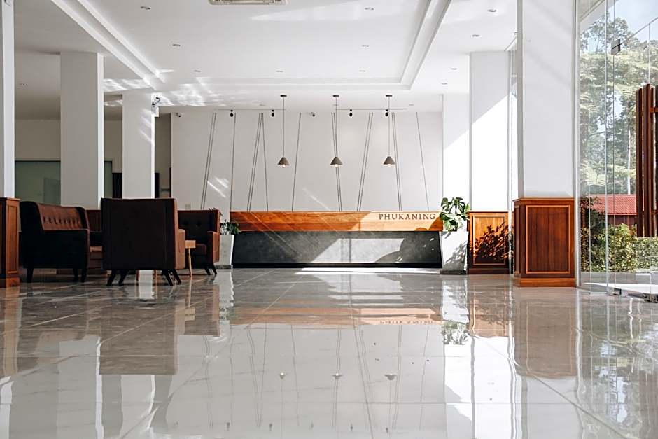 Phukaning Hotel