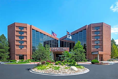 DoubleTree by Hilton Hotel Denver Aurora