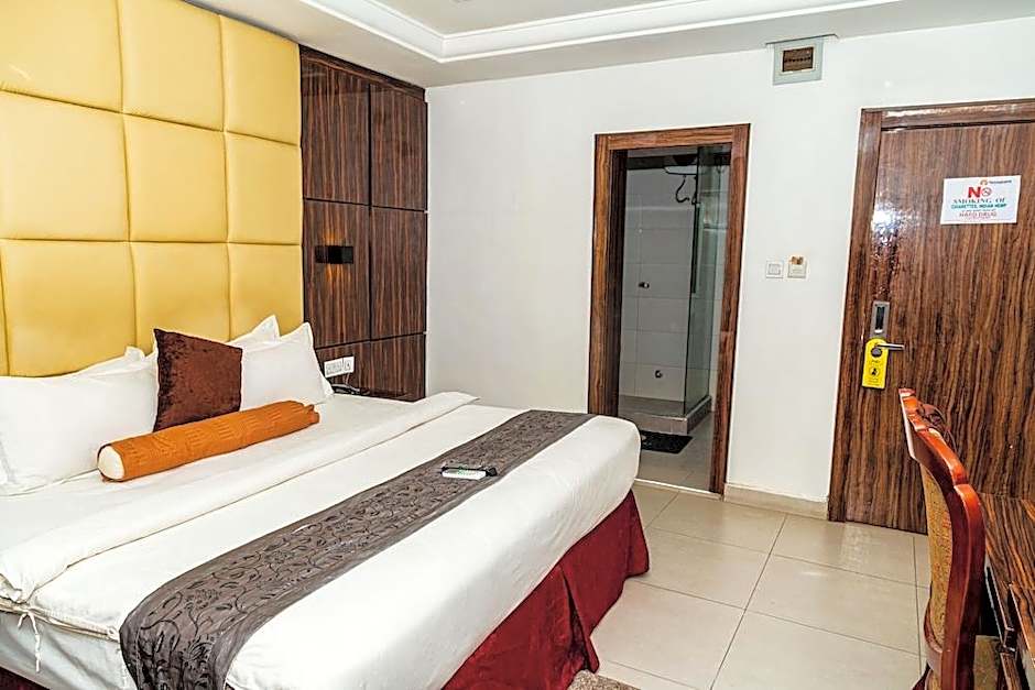 Pennsylvania Avenue Hotel