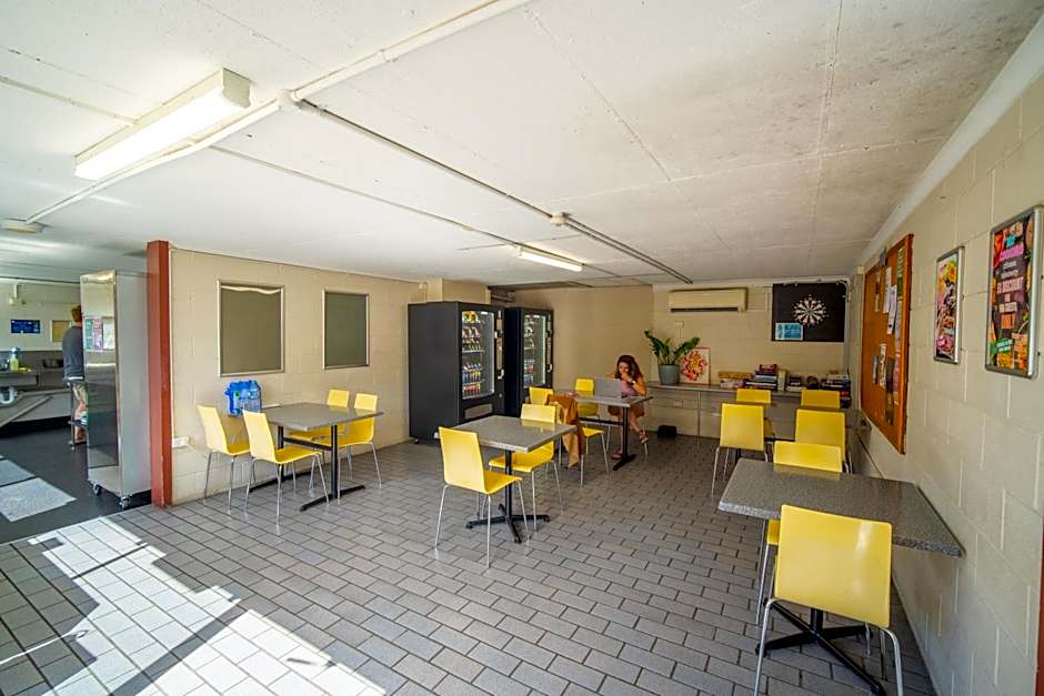 Airlie Beach YHA