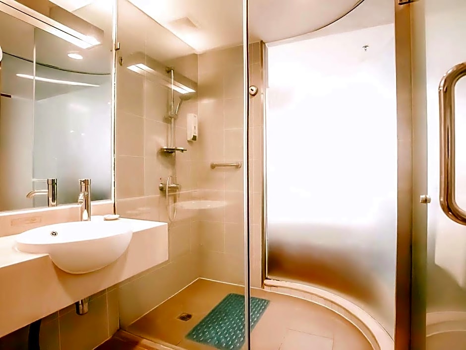 Jinjiang Inn Style Taiyuan Grand South Gate Metro Station