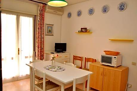 Nice two-bedroom apartment 150m from the beach