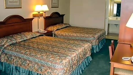 Queen Room - Non-Smoking