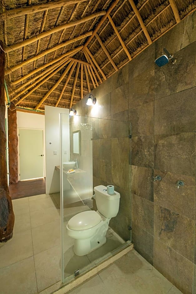 HOTEL & BEACH CLUB OJO DE AGUA