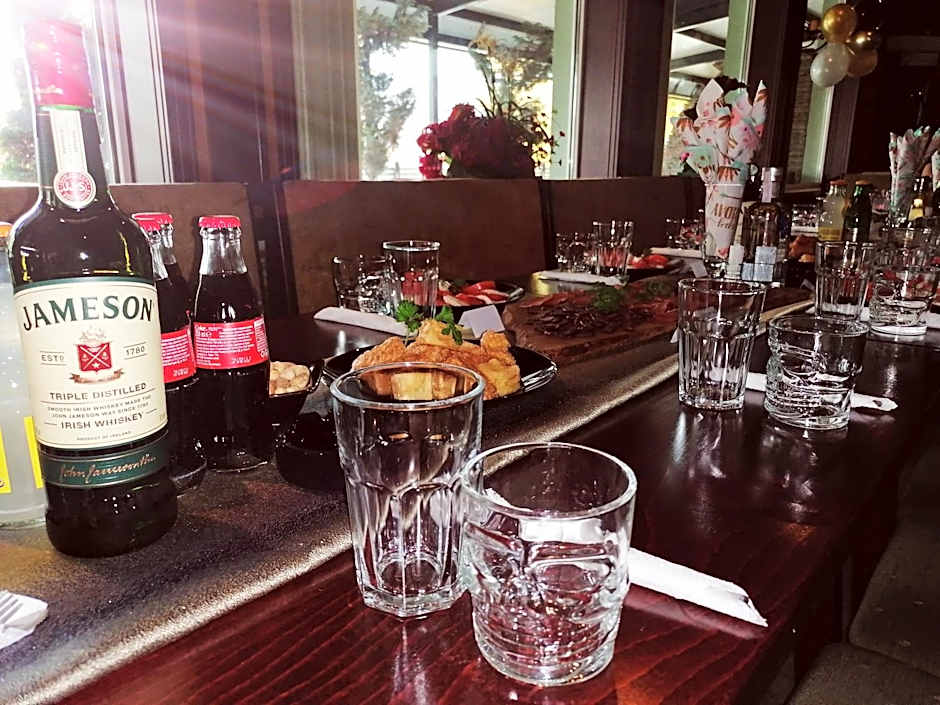 Discret Hotel & Restaurant