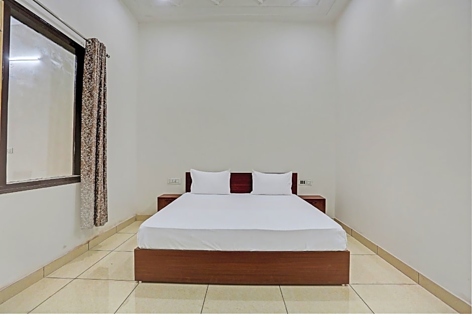 Super Hotel O Park Inn Near Parashuram Chowk