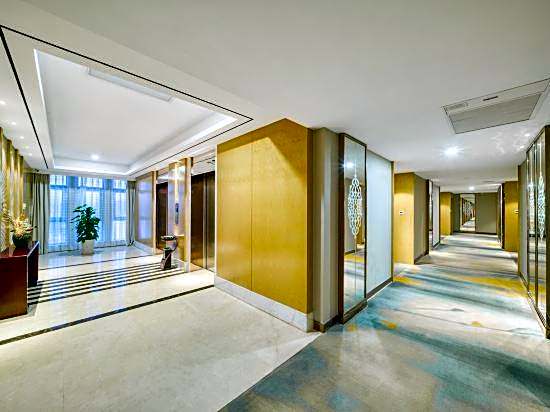 A Balance Hotel (Ningbo Eastern New Town Convention Center)
