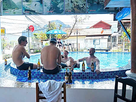 Vang Vieng Rock Backpacker Hostel