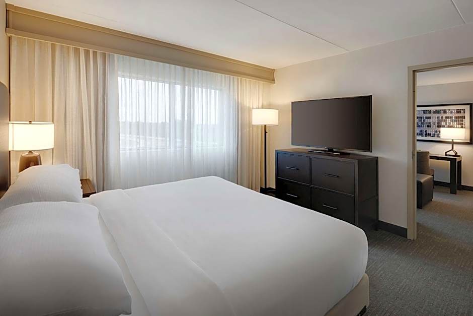 Embassy Suites By Hilton Hotel Detroit - North / Troy - Auburn Hills