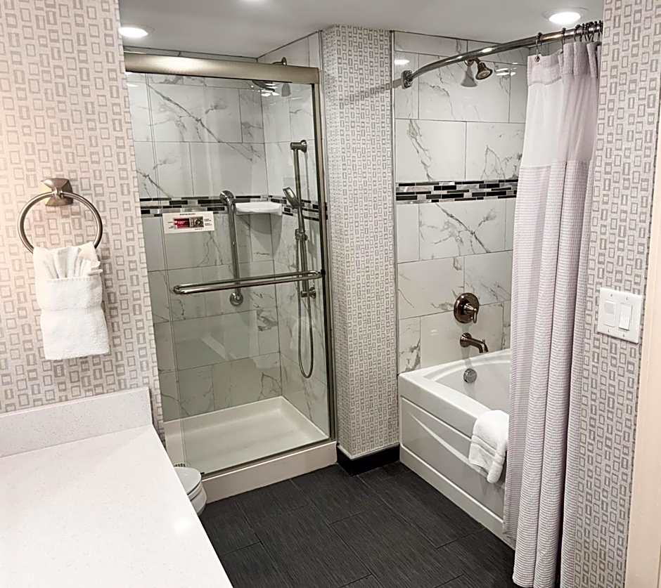 Clayton Plaza Hotel