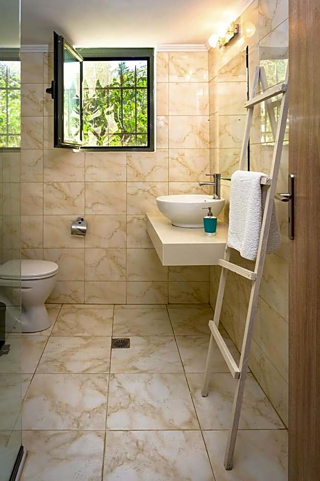 Nissi Collection Rooms