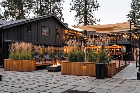 The Coachman Hotel