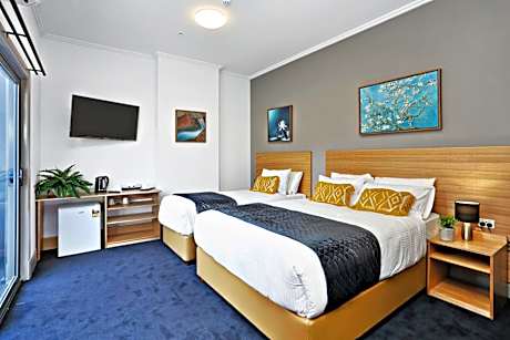 Triple Room with Balcony