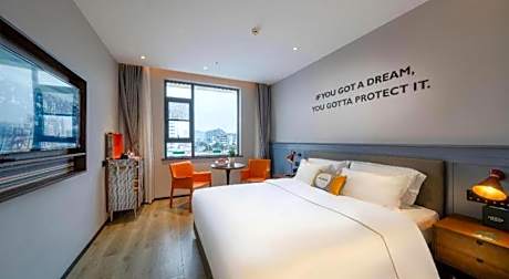 Premier City Comfort Hotel Suizhou Wuyue Plaza