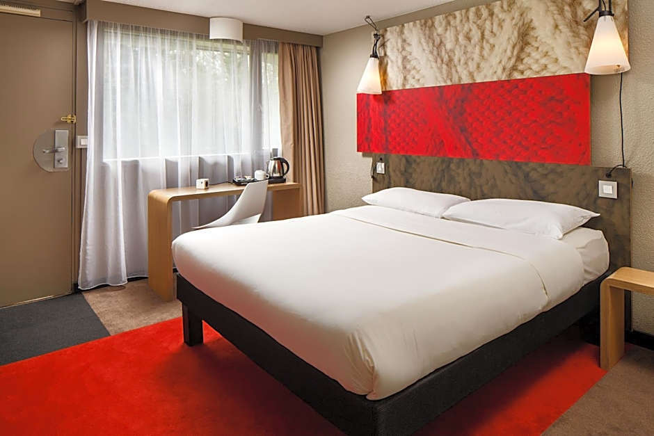 Ibis Coventry South Whitley Hotel