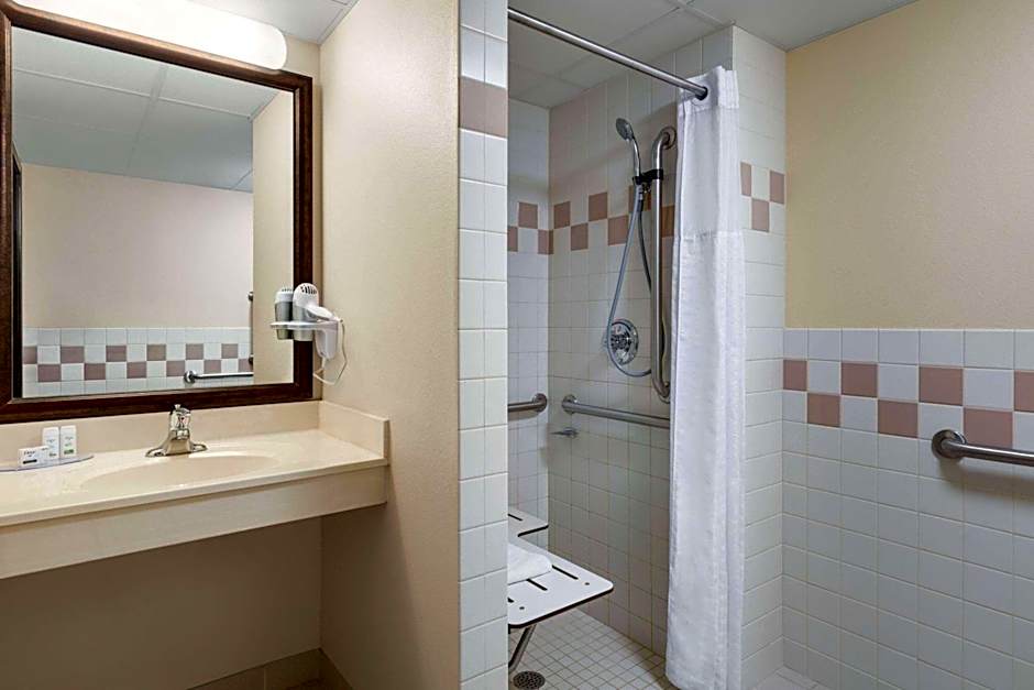 AmericInn by Wyndham Havre